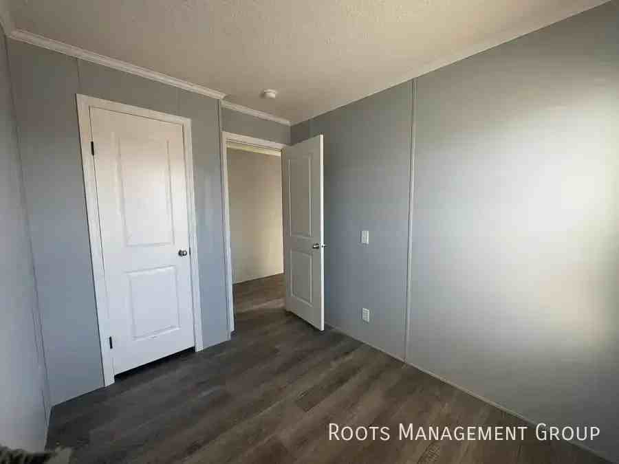 122 Safari Dr #122S - Photo 4 of 30