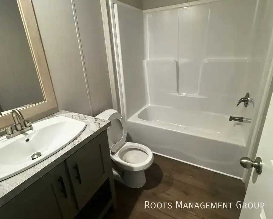 211 Connie Ct #211C - Photo 6 of 6