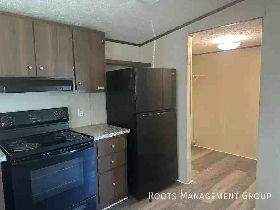3818 Napier Field Rd #G805 - Photo 7 of 15