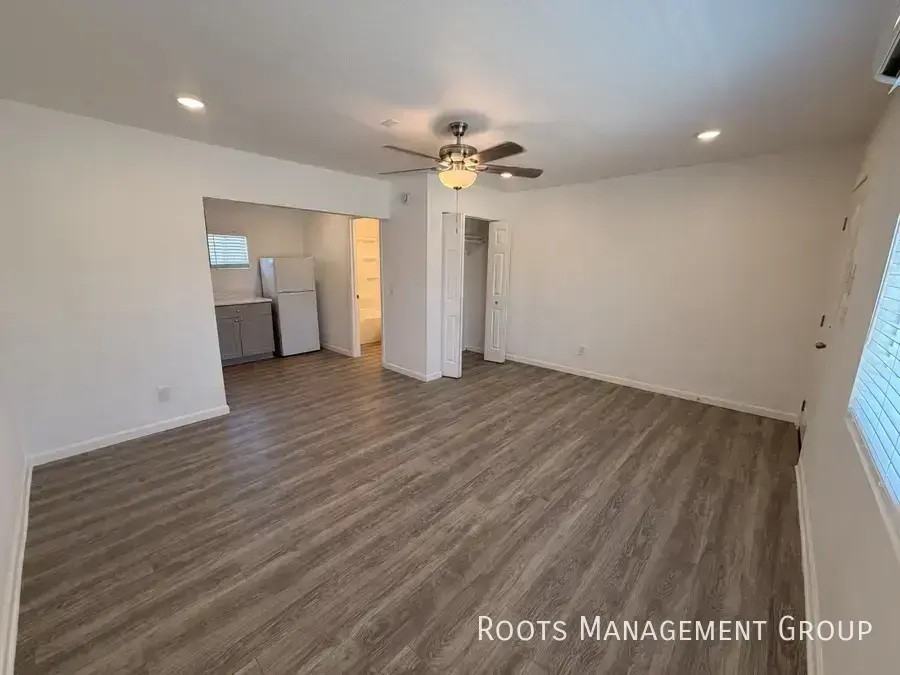 1707 E Apache Blvd #A6 - Photo 4 of 8