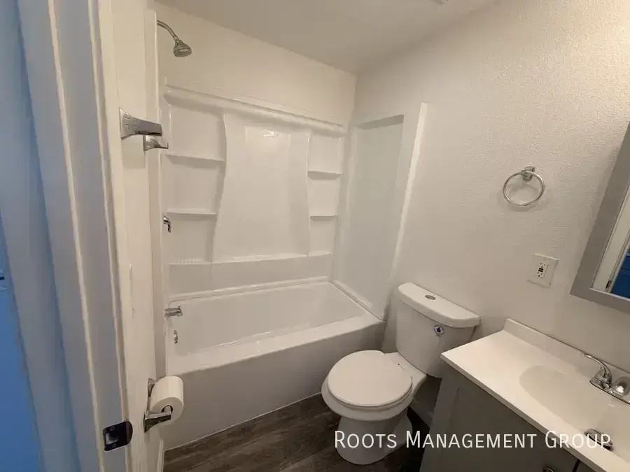 1707 E Apache Blvd #A6 - Photo 6 of 8