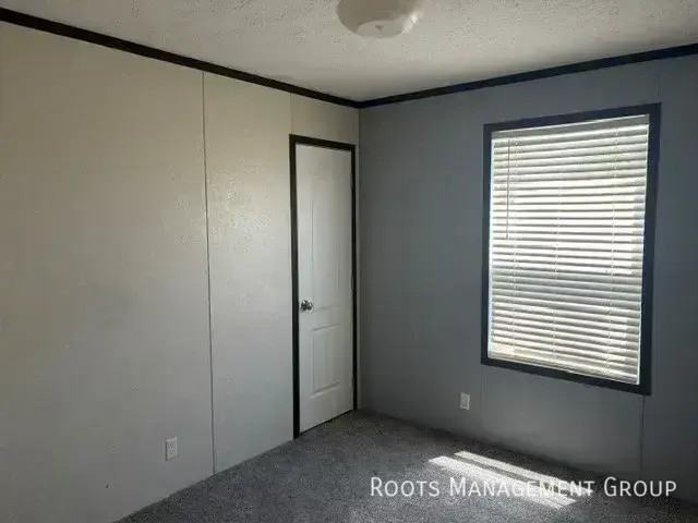2300 E Philip Ave Trlr 47a #47A - Photo 4 of 15