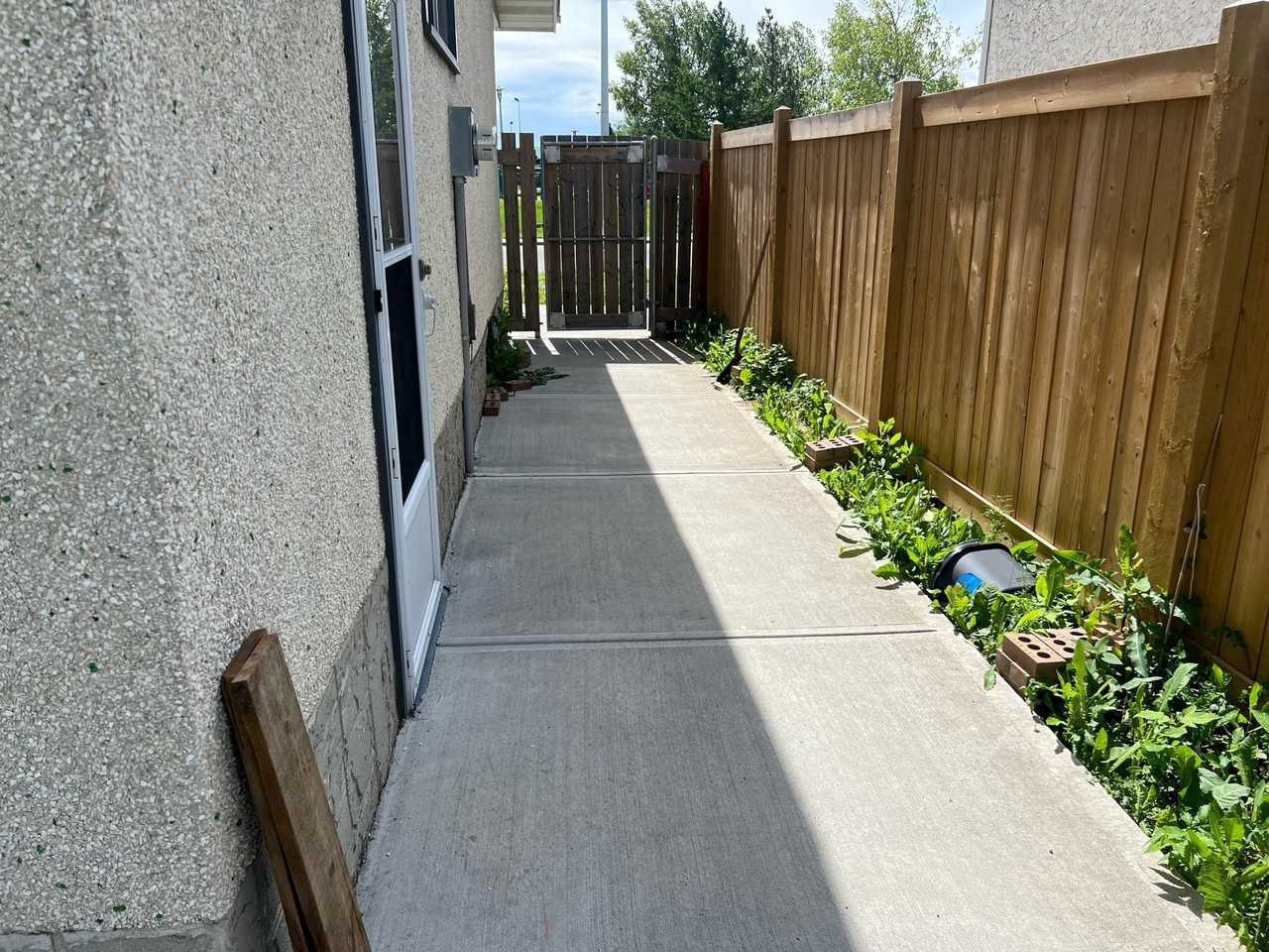 1253 Lakewood Road North Nw - Photo 4 of 14