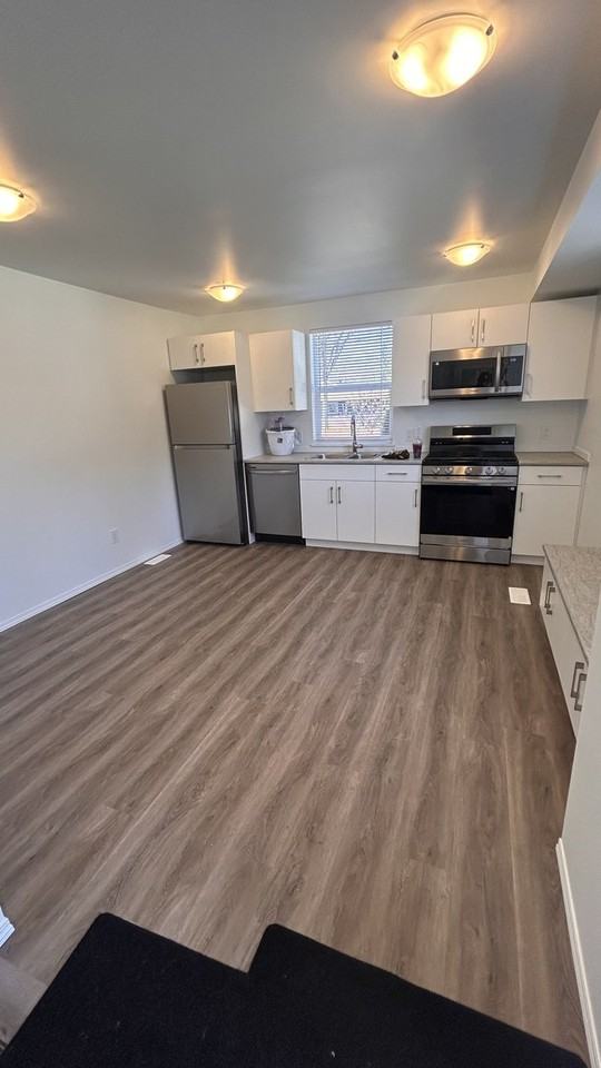 SF292 – 11935 46 Street NW | Multiple Units Available | 1 MONTH FREE - Photo 5 of 18