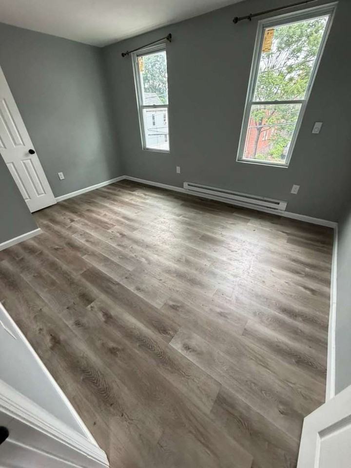 11 Grove Terrace #SFH - Photo 4 of 6