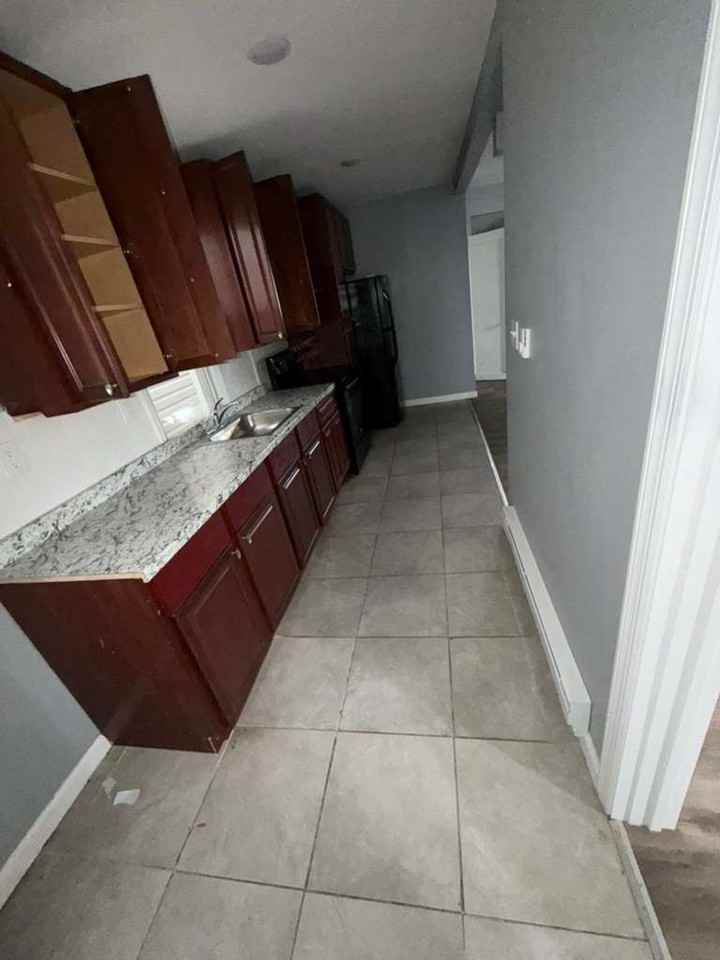 11 Grove Terrace #SFH - Photo 6 of 6