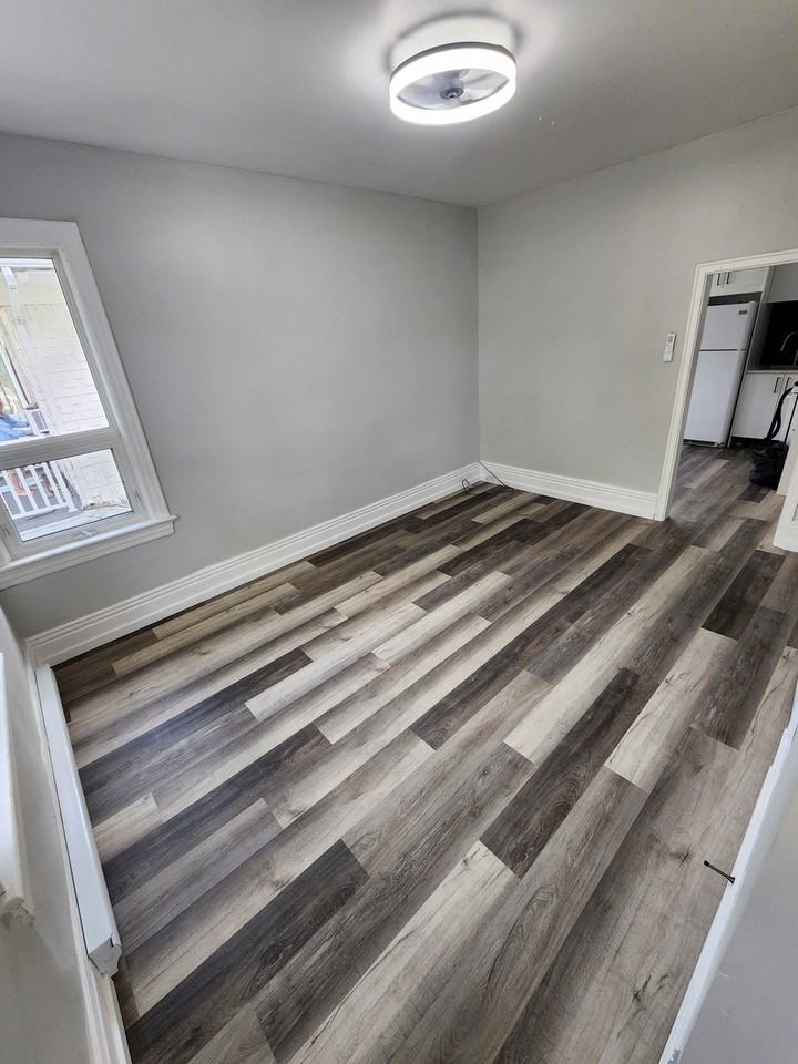 192 Canora St - Photo 5 of 23