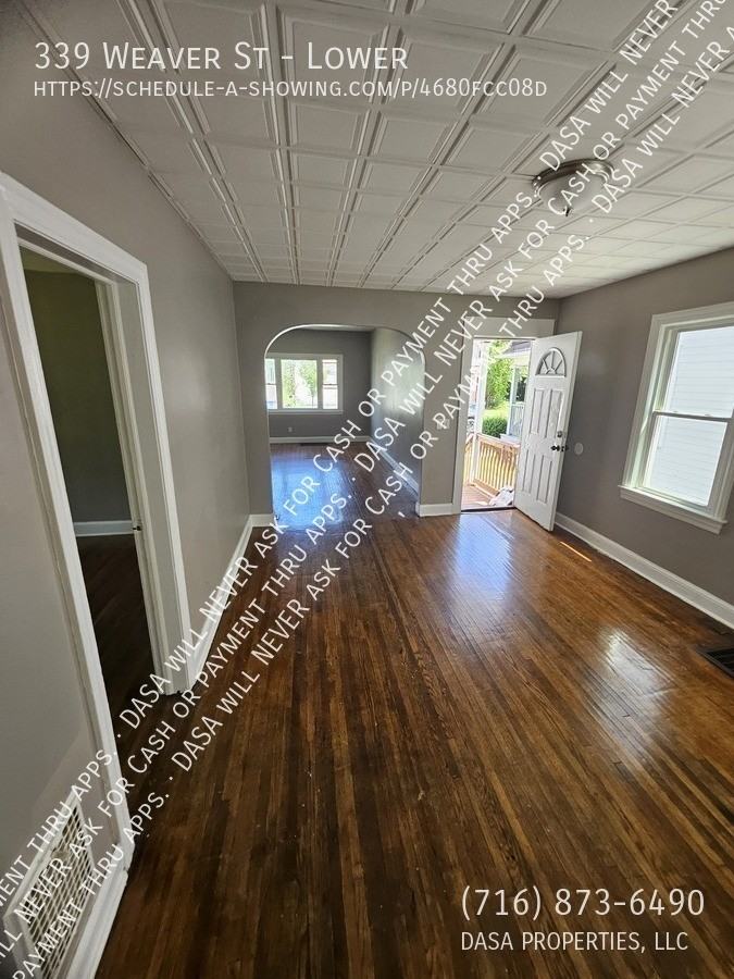 339 Weaver St - Photo 3 of 14