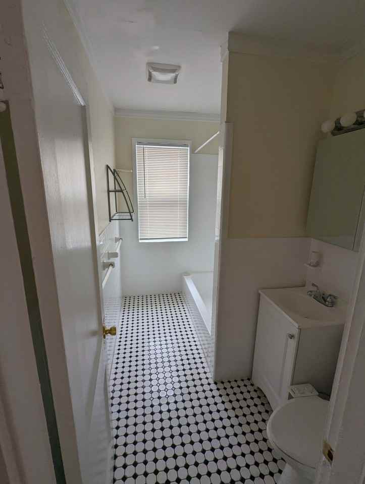 15 Egerton Rd #1 - Photo 3 of 25