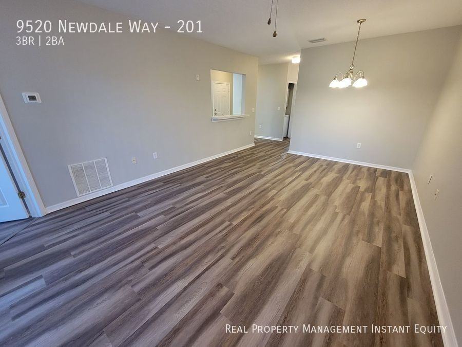9520 Newdale Way #201 - Photo 5 of 15