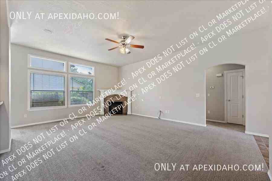 1899 W Apgar Creek Dr - Photo 3 of 37