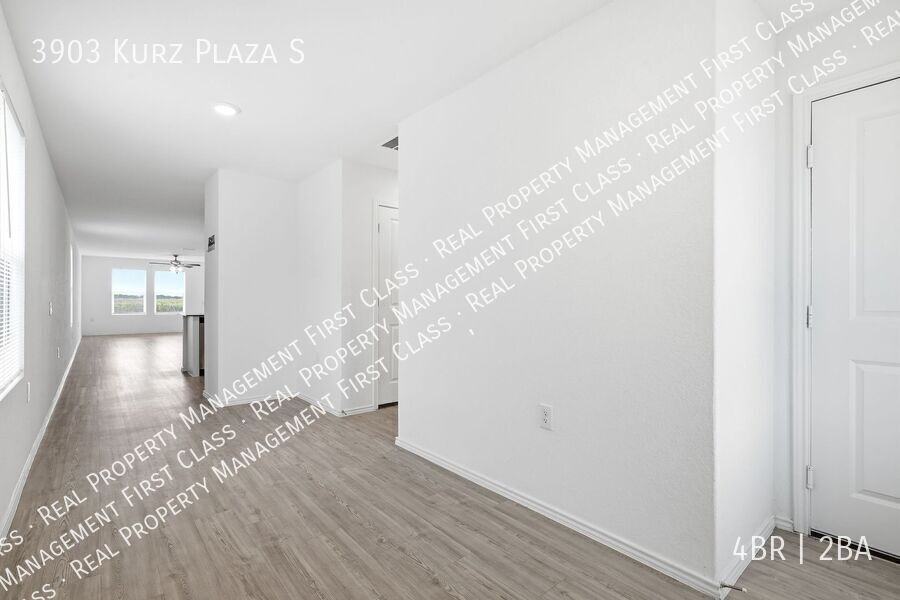 3903 Kurz Plz S - Photo 6 of 31