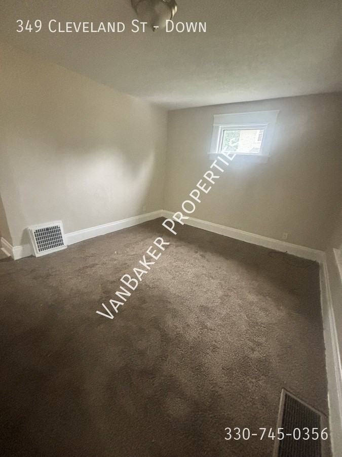 349 Cleveland St #DOWN - Photo 4 of 12
