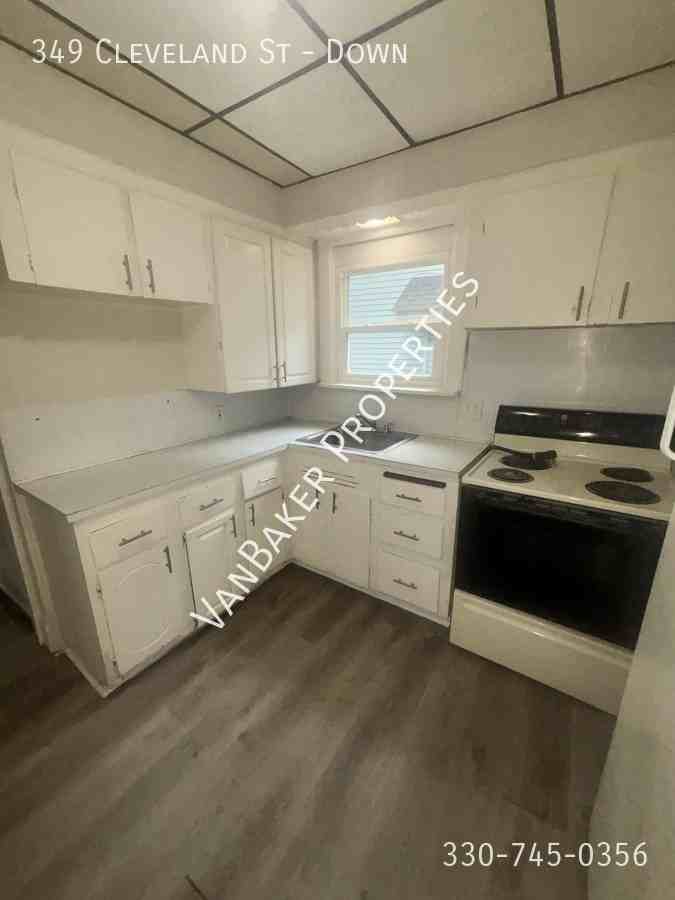 349 Cleveland St #DOWN - Photo 5 of 12