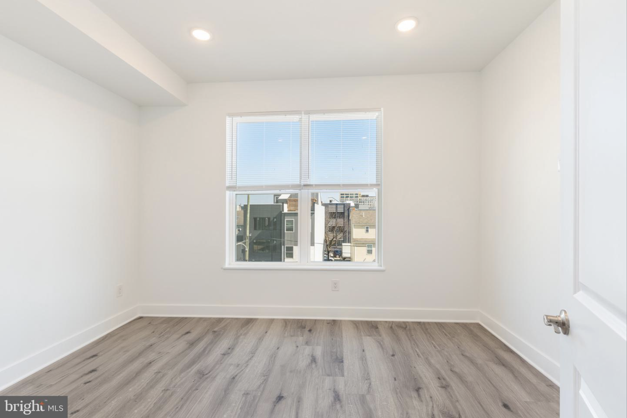 1423 N 8th St #3 - Photo 5 of 21