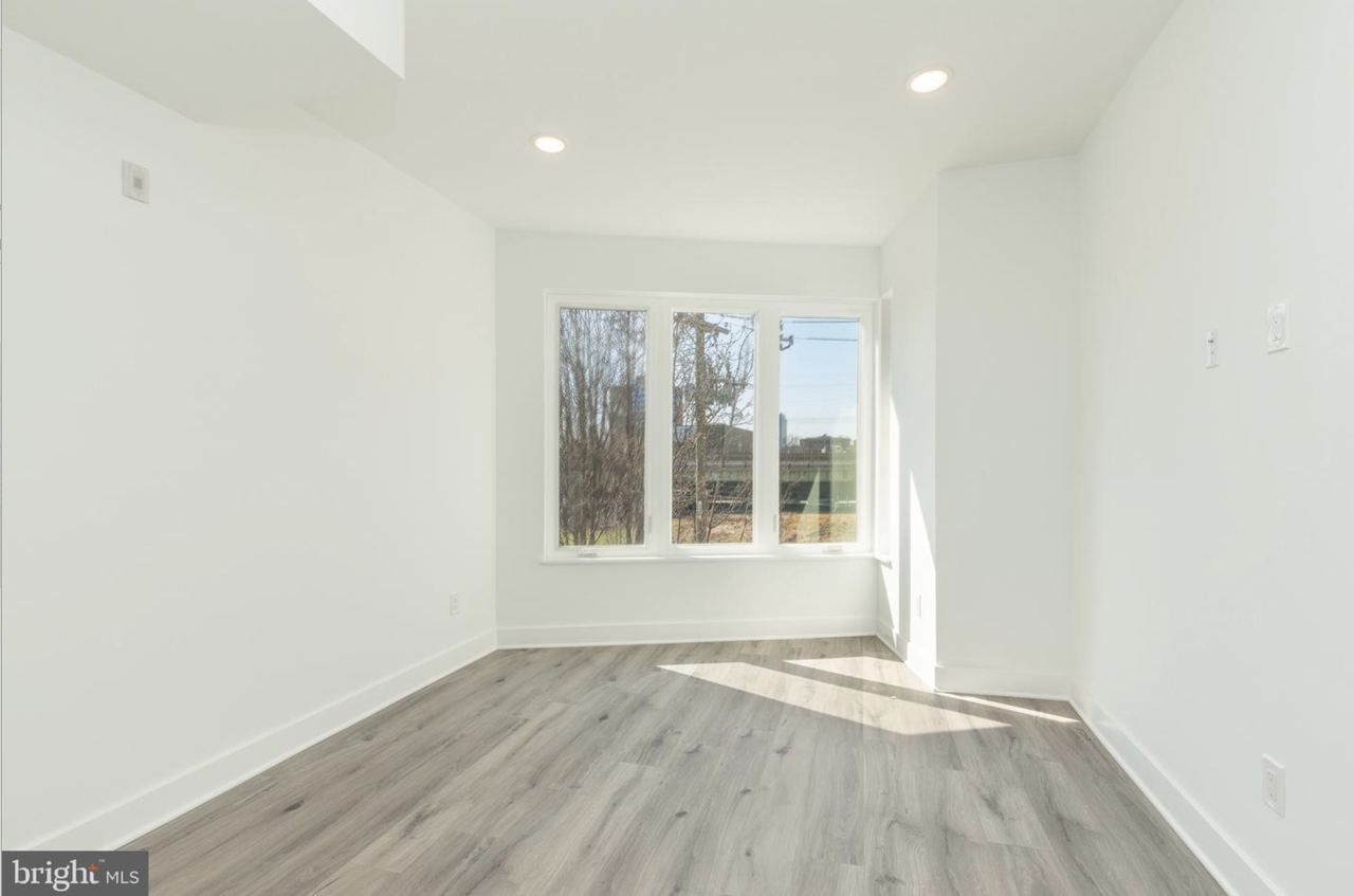 1423 N 8th St #3 - Photo 7 of 21