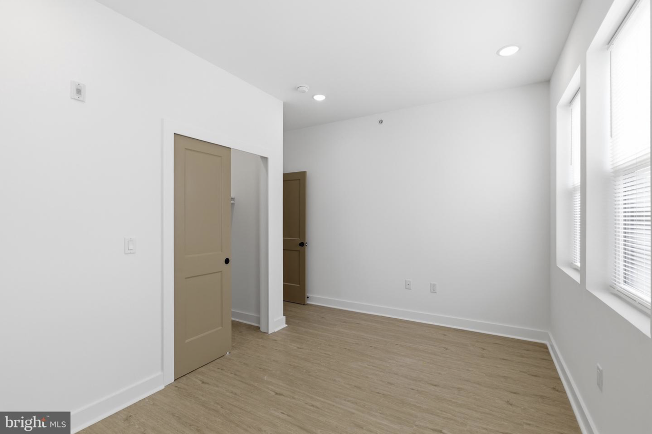 4021 Brown St #3 - Photo 7 of 20