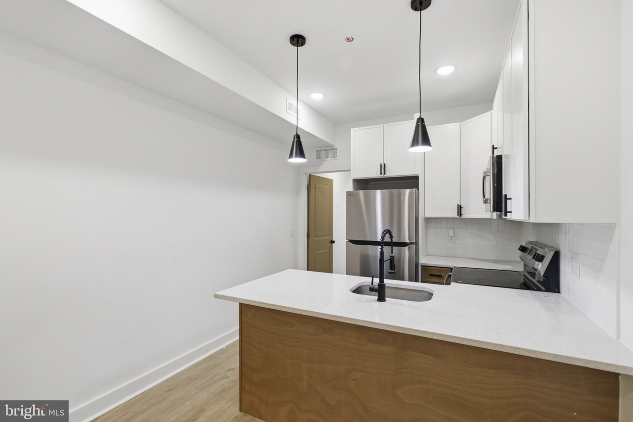 863 N 43rd St #2 - Photo 2 of 15
