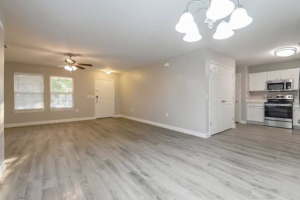 201 Green Meadows Rd - Photo 7 of 16
