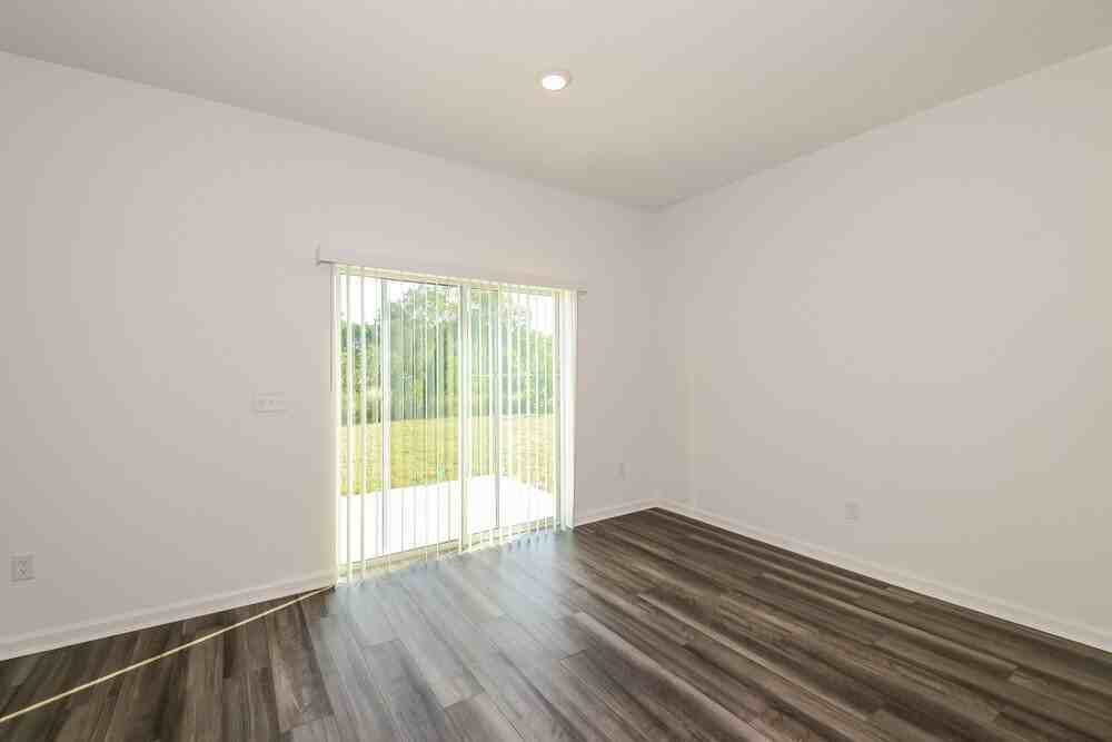 984 Ocean Spray Dr - Photo 7 of 20