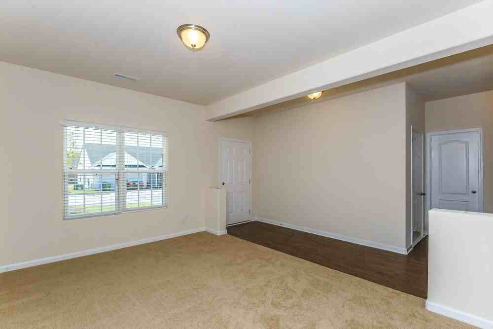1521 Waylon Ave - Photo 2 of 13