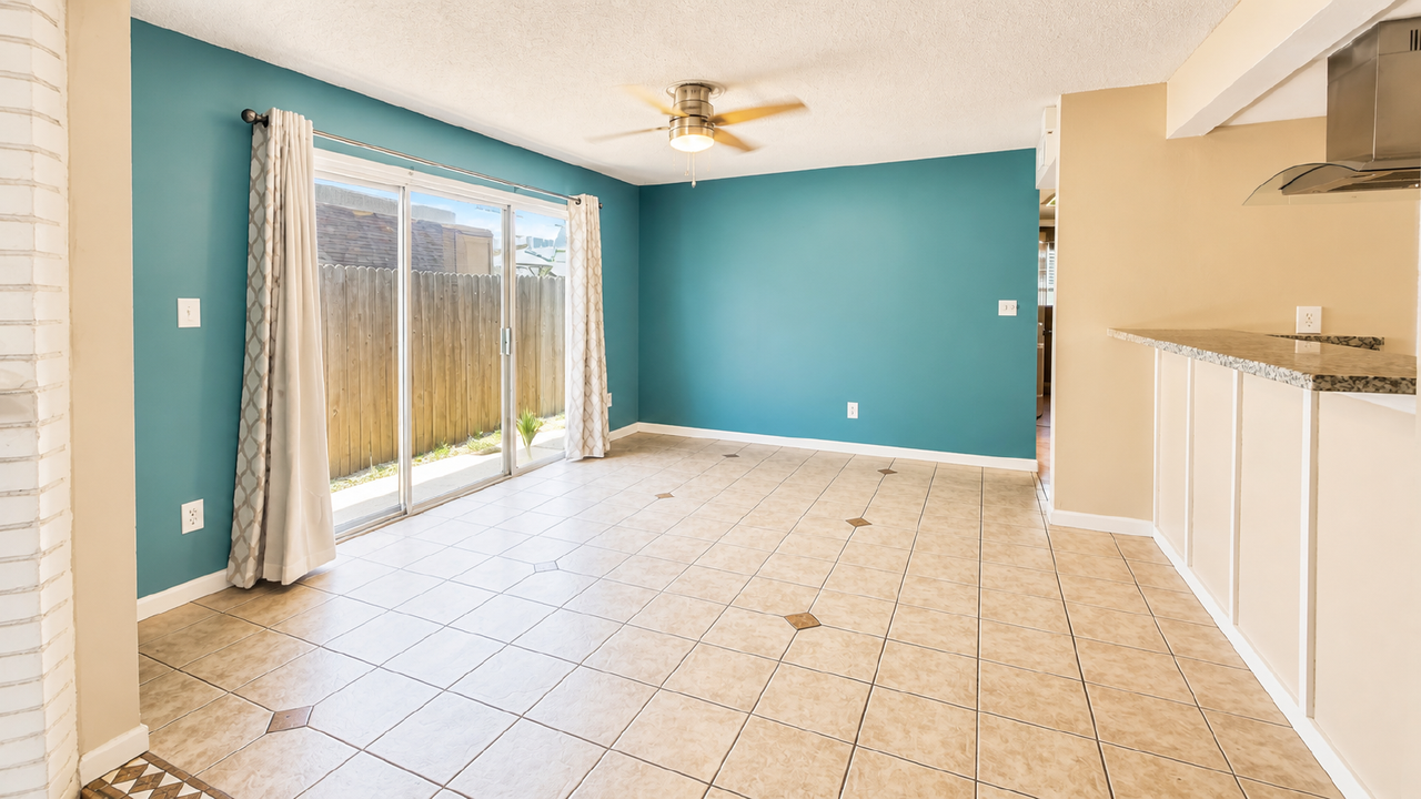 5836 Palm Ave - Photo 3 of 21