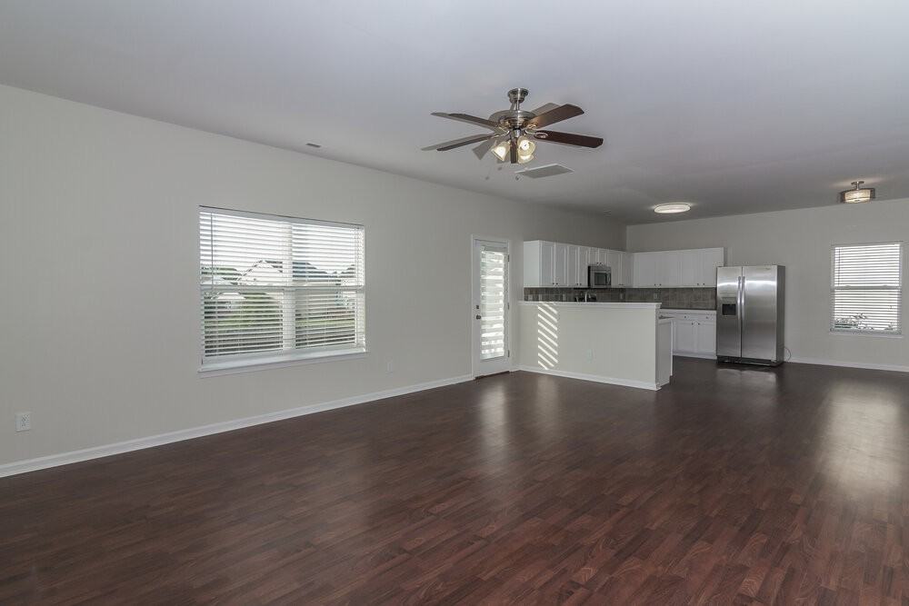 15134 Dehavilland Dr - Photo 3 of 15