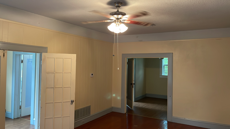 2601 Fort Ave #3 - Photo 6 of 11