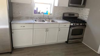 1916 Clay St - Photo 1 of 1
