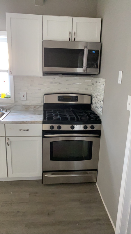 1916 Clay St - Photo 2 of 15