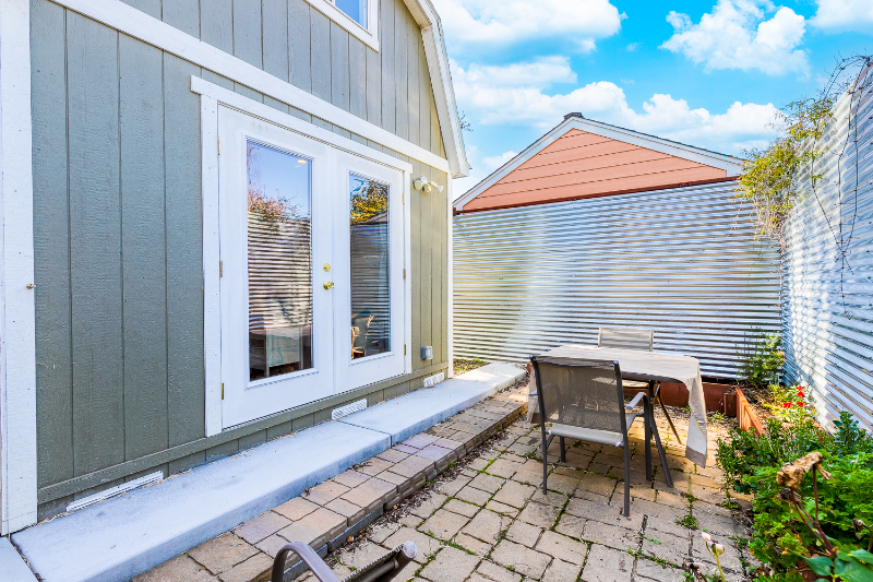 515 Guest House - Photo 4 of 23