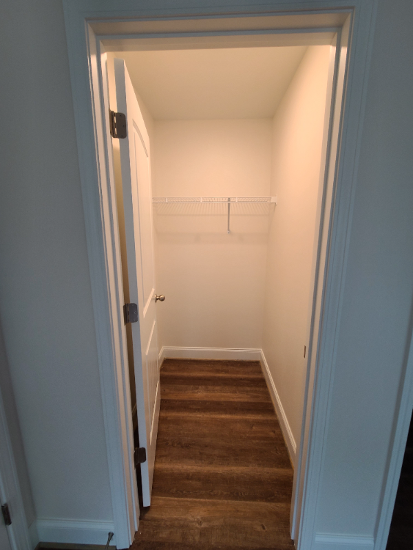 100 Solis Ct - Photo 5 of 50