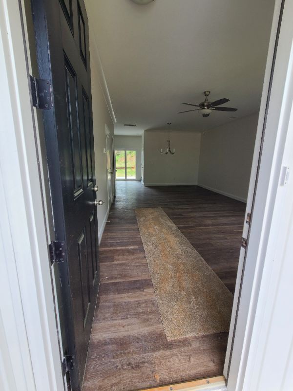 106 Solis Ct - Photo 4 of 50