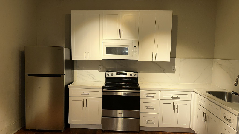 1517 N 11th St - Photo 3 of 12