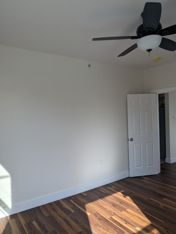 518 N State St #1 - Photo 4 of 14