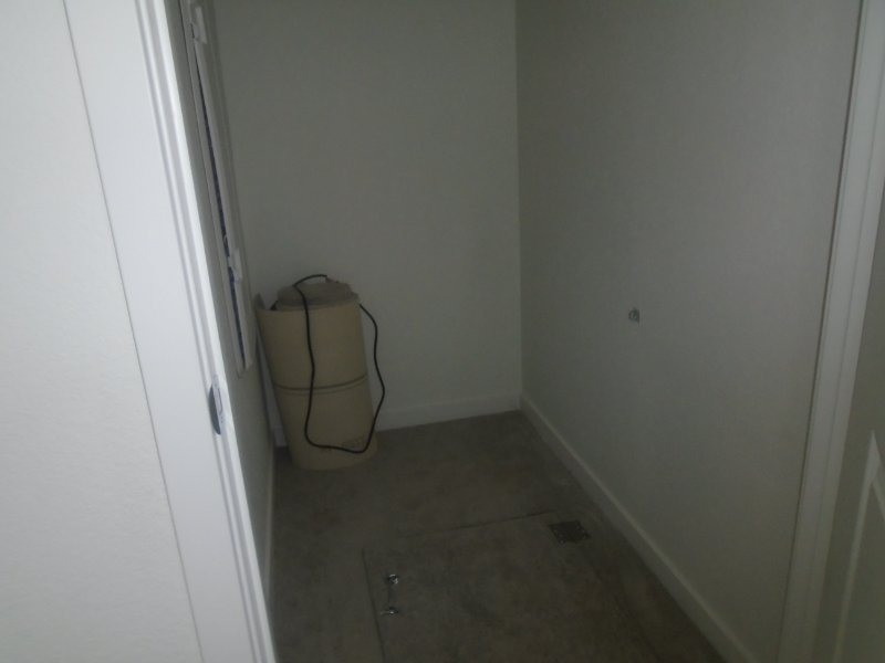 5378 Second Ave - Photo 4 of 20