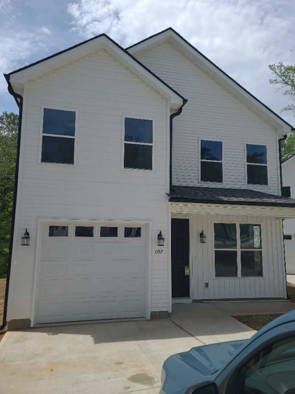 111 Solis Ct