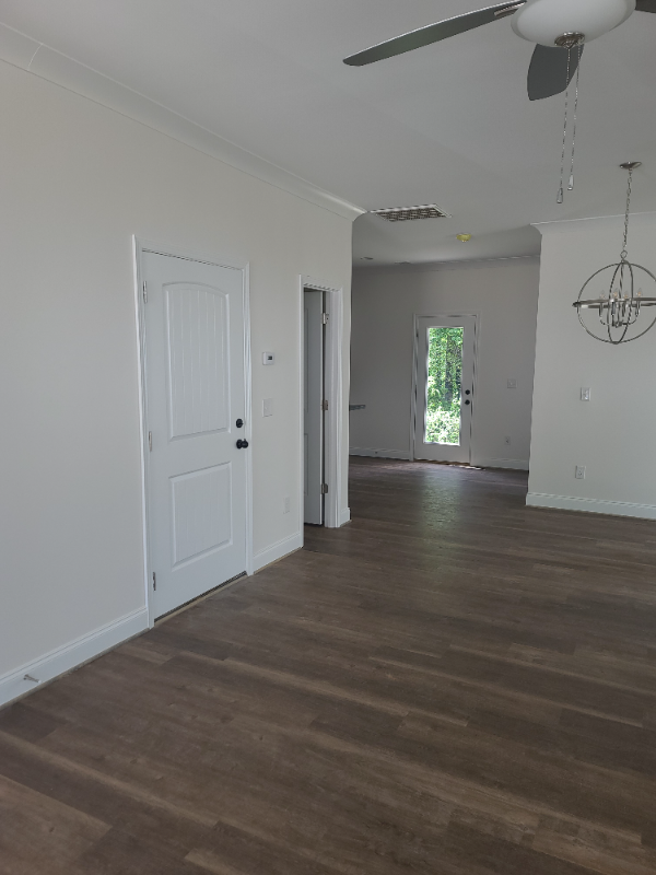 111 Solis Ct - Photo 6 of 50