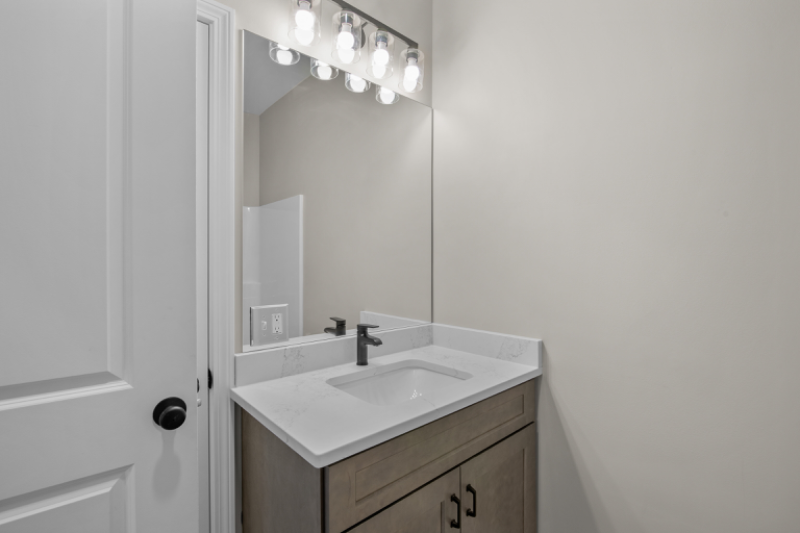 680 Union St #3E - Photo 5 of 17