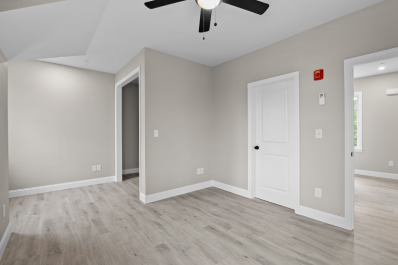 680 Union St #3E - Photo 6 of 17