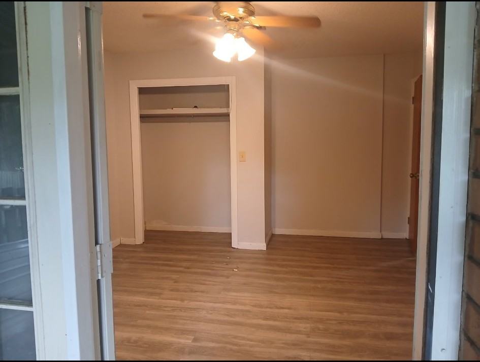 402 Jackson Ave - Photo 4 of 5