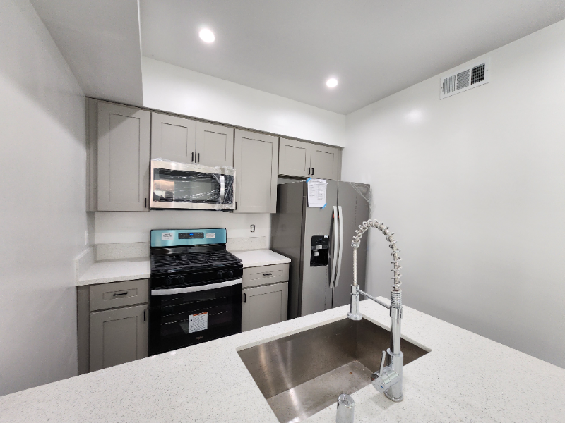 6513 Florence Pl #B - Photo 3 of 9