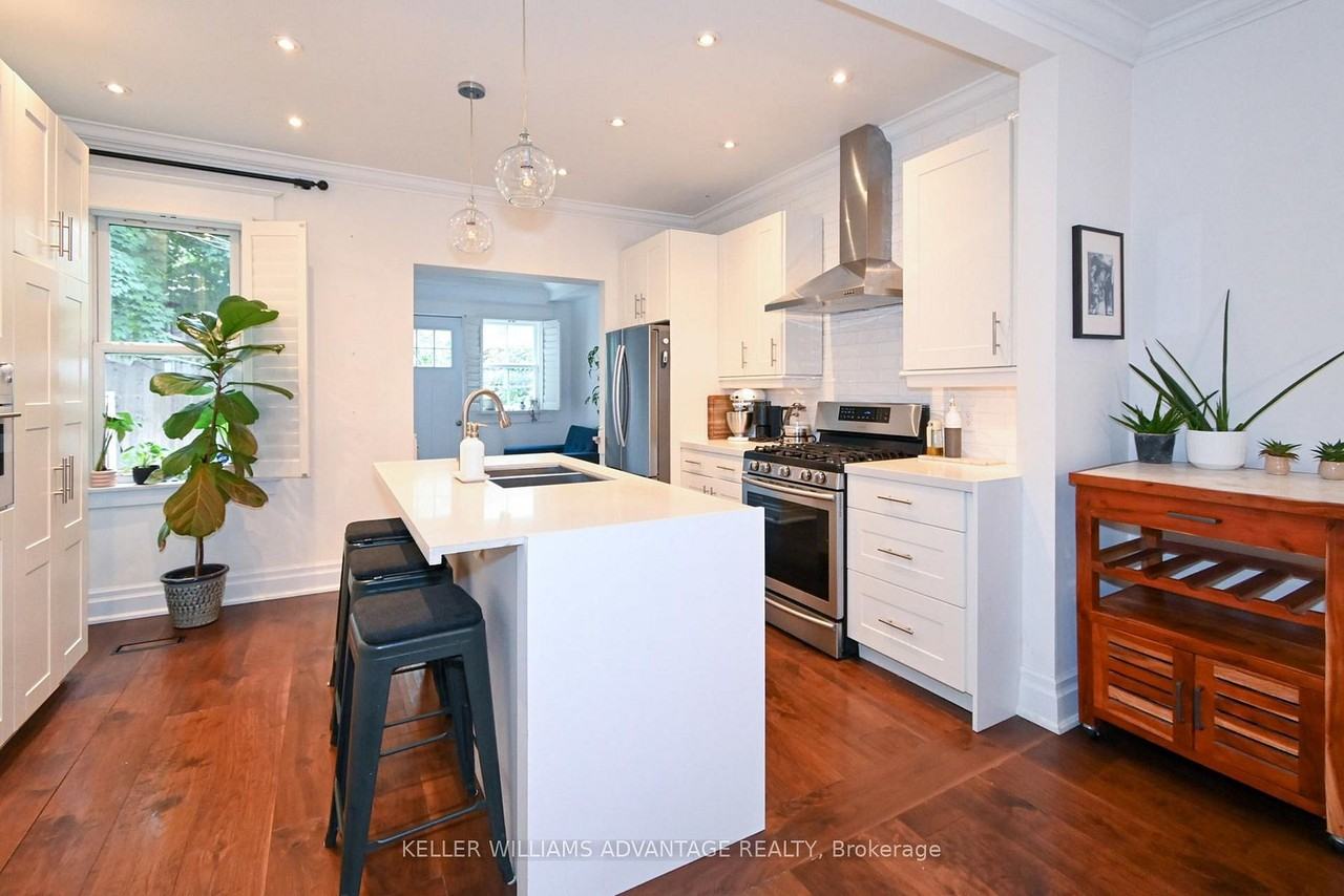 118 Rainsford Road - Photo 2 of 33