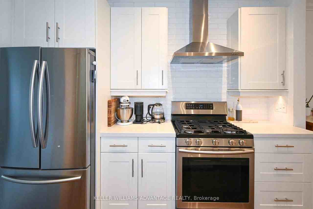 118 Rainsford Road - Photo 5 of 33