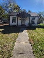 featured image of 2217 W Kaufman St