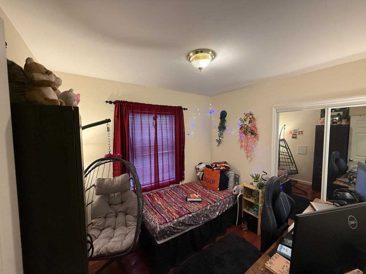 208 Cambridge Ave #2 - Photo 2 of 12