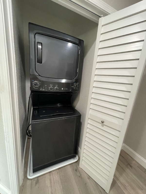 518 E King St - Photo 3 of 20