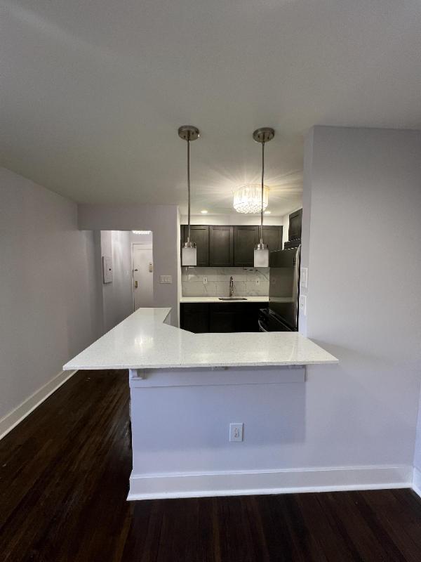 33 Branch Brook Pl #1M - Photo 2 of 4