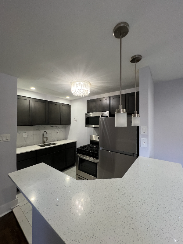 33 Branch Brook Pl #1M - Photo 3 of 4