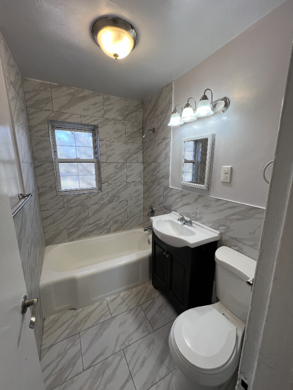 43 Branch Brook Pl #2F - Photo 3 of 5